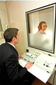 Cara Berkomunikasi dengan Pasien Saat Pengukuran Audiometri