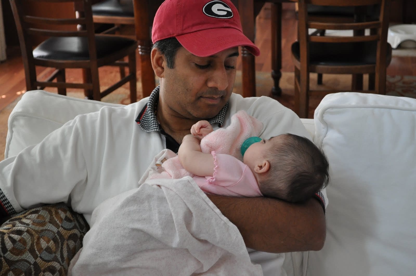 Peran Ayah Ternyata Sangat Penting untuk Kesehatan Bayi, Ini Penjelasannya!