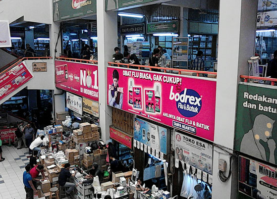 Alat Kesehatan Pasar Pramuka
