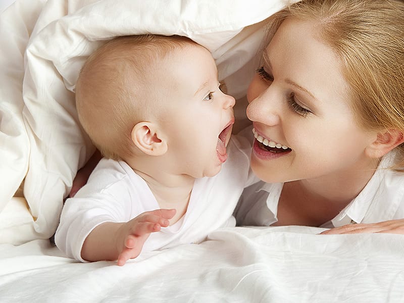 Apa Saja Perkembangan Bayi Usia 1 Tahun?