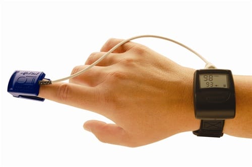 wrist worn pulse oximeter dok turnermedical