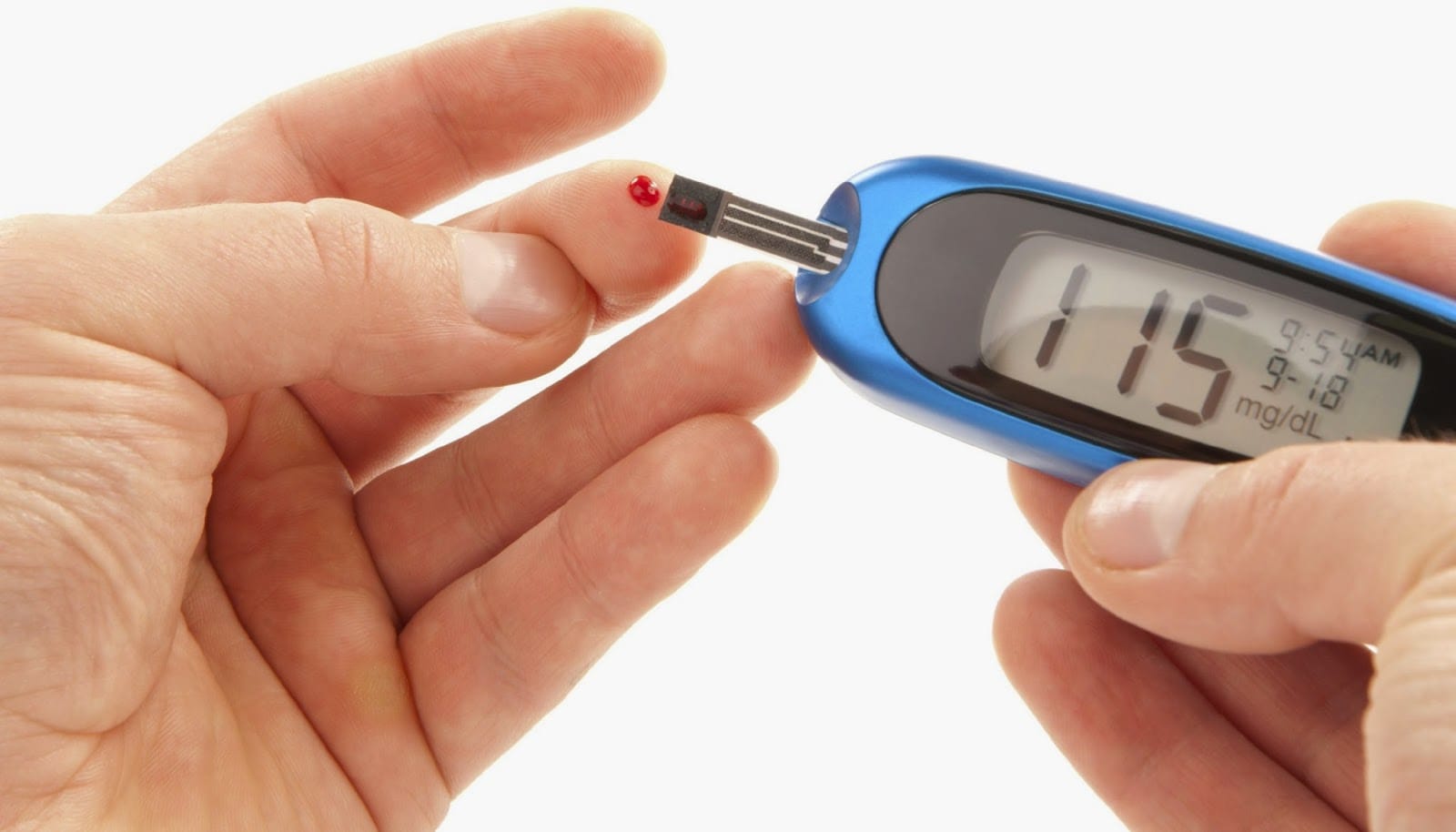 glucometer-pengukur-kadar-gula-diabetes1