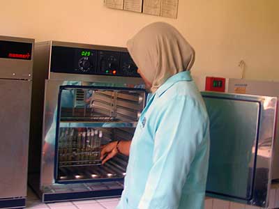 Alat-laboratorium-laboratoriumkesehatan-daerah