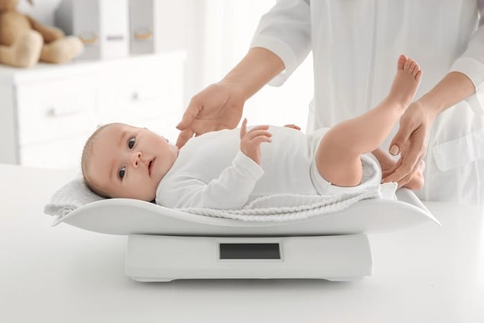 Mengenal Timbangan Bayi Untuk Mengetahui Perkembangan Berat Bayi Anda