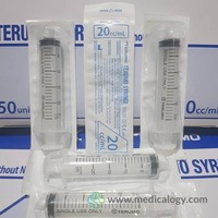 jual Spuit Terumo 20 cc Tanpa Needle Per Box isi 50